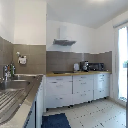 Explore Versailles And Paris A Brand New Apt65m & Pk Velizy-Villacoublay